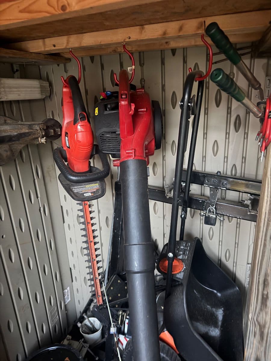 MASSIVE ESTATE SALE +PRESTIGIOUS HOME PACKED ++ 1000'S OF TOOLS! ESTATE HOME ALSO FOR SALE! photo 9