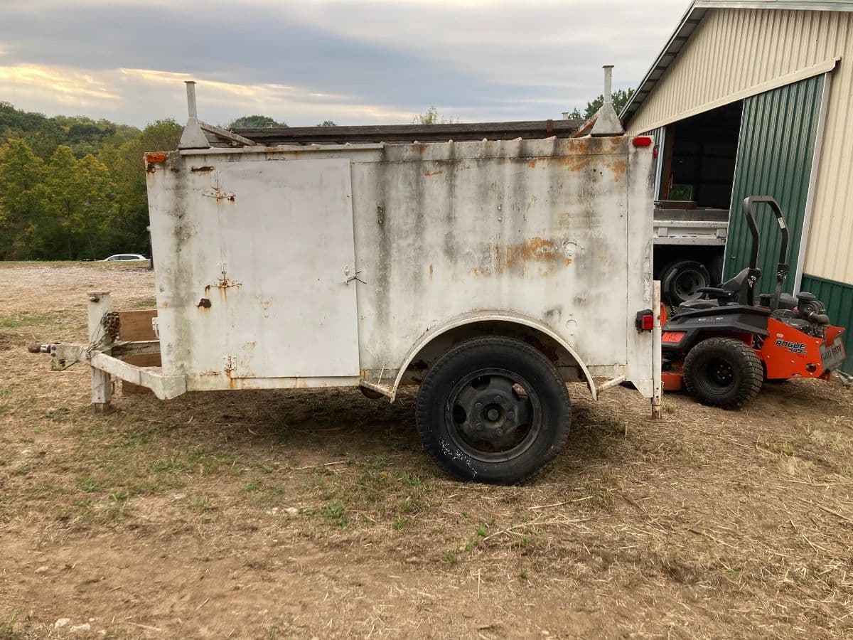 HUGE ESTATE SALE PICKERS PARADISE photo 8