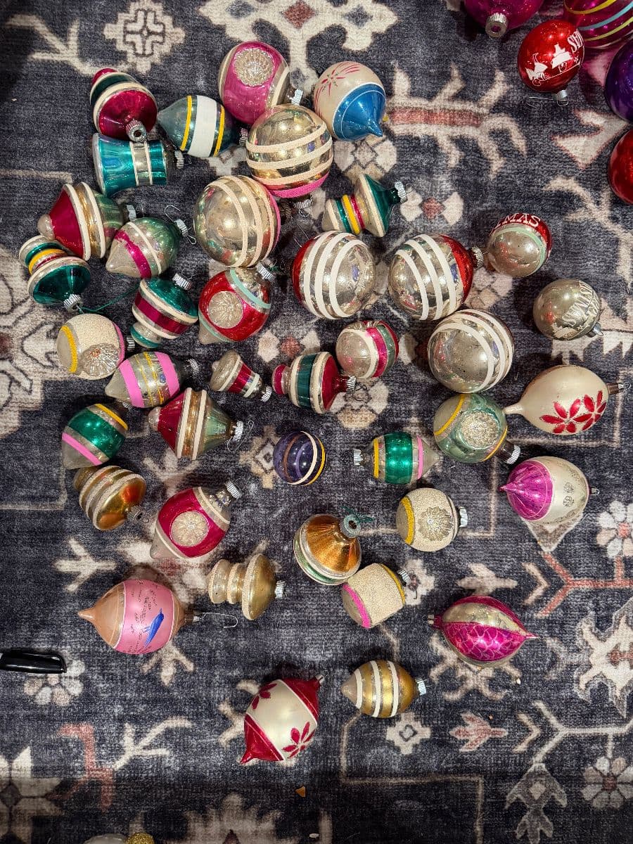 Kirkwood Estate Sale – Vintage Collectibles, Antiques, Books & Unique Finds! photo 2
