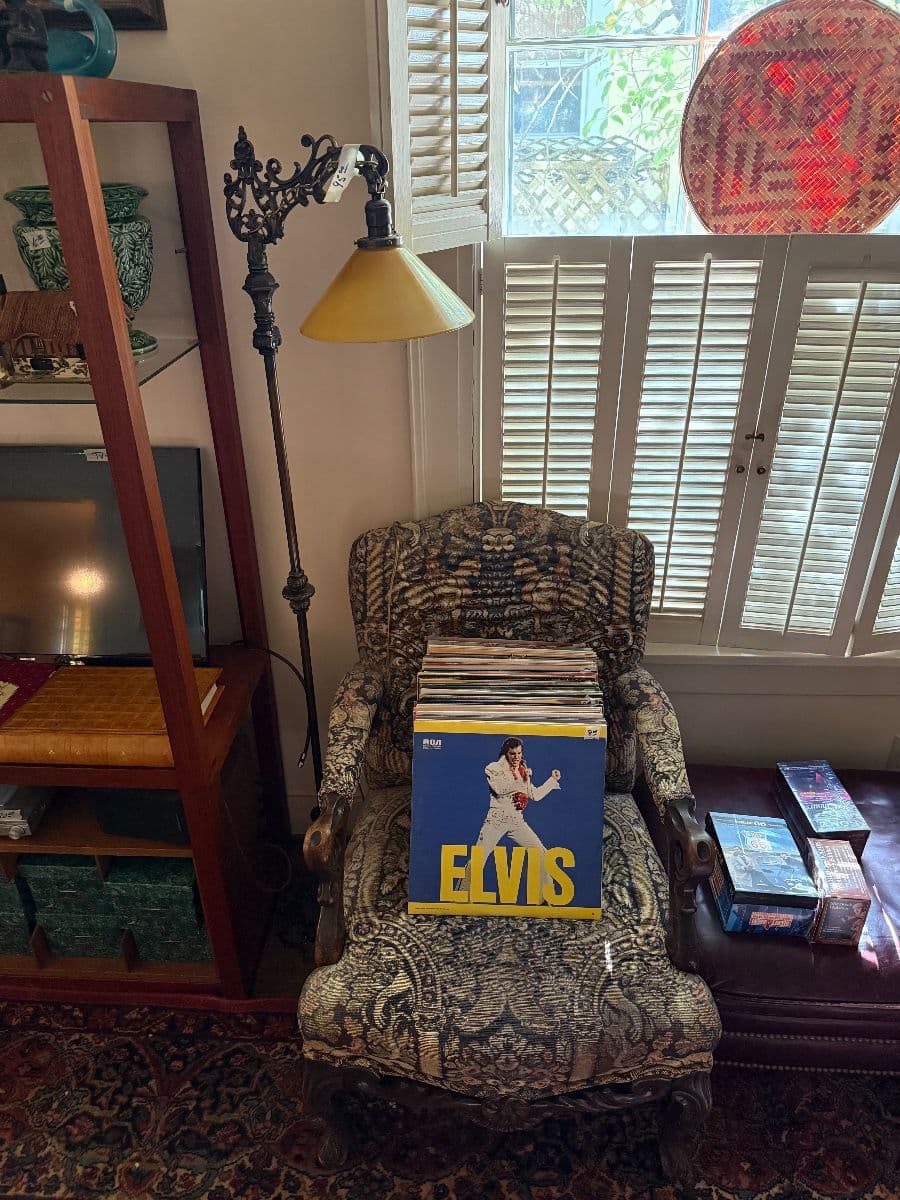 Nice Loose Park Sale - Pence Estate Sales photo 6