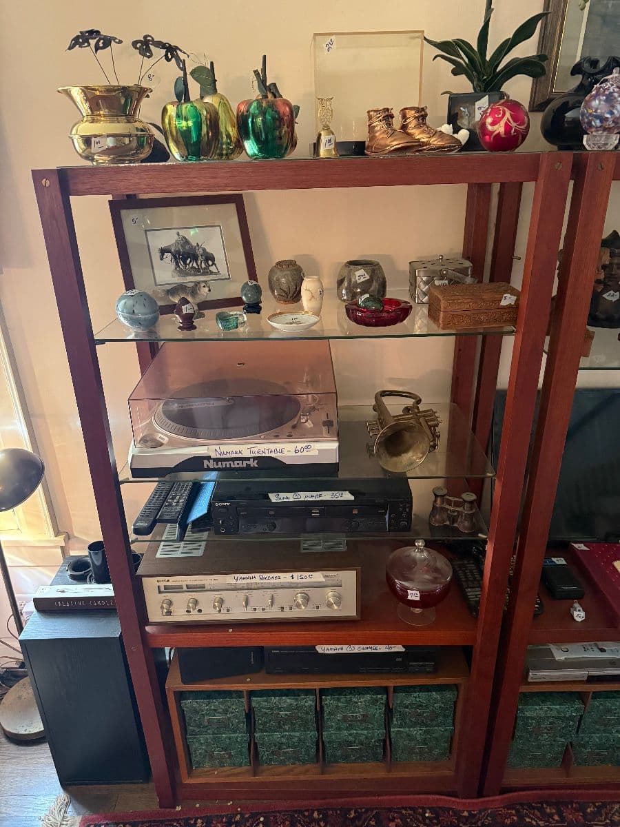 Nice Loose Park Sale - Pence Estate Sales photo 3
