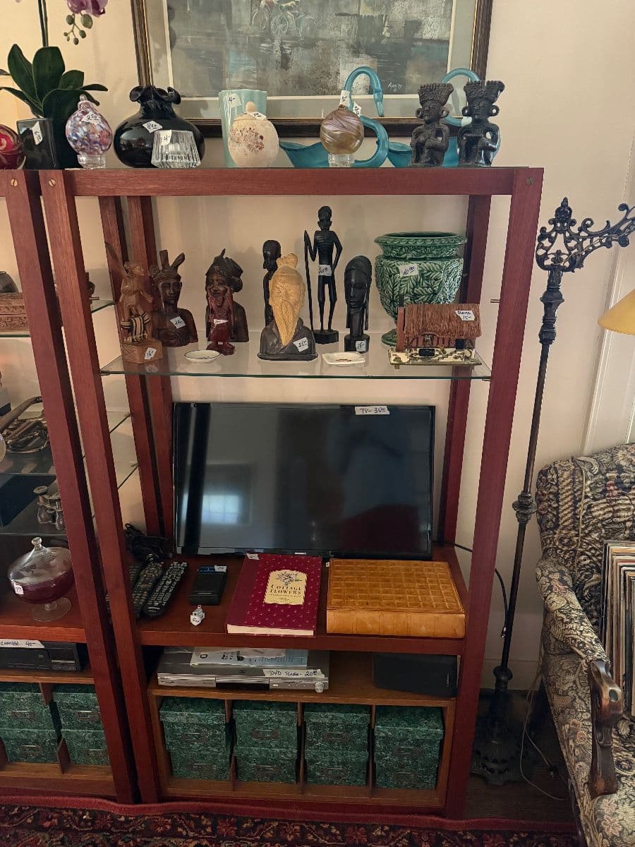 Nice Loose Park Sale - Pence Estate Sales photo 4