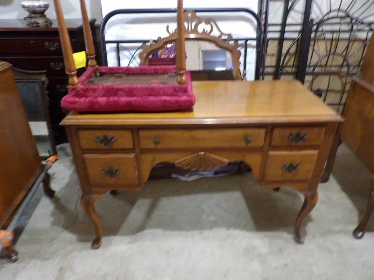ESTATE AUCTION photo 12