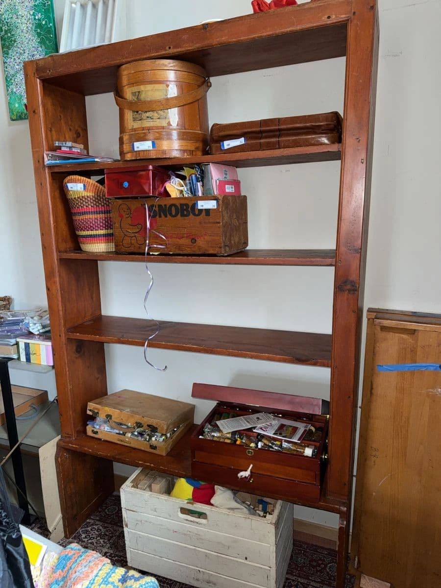 A-Mill Artist Lofts Estate Auction | Roseville Pottery, Sterling Jewelry, Art Supplies & Vintage photo 9