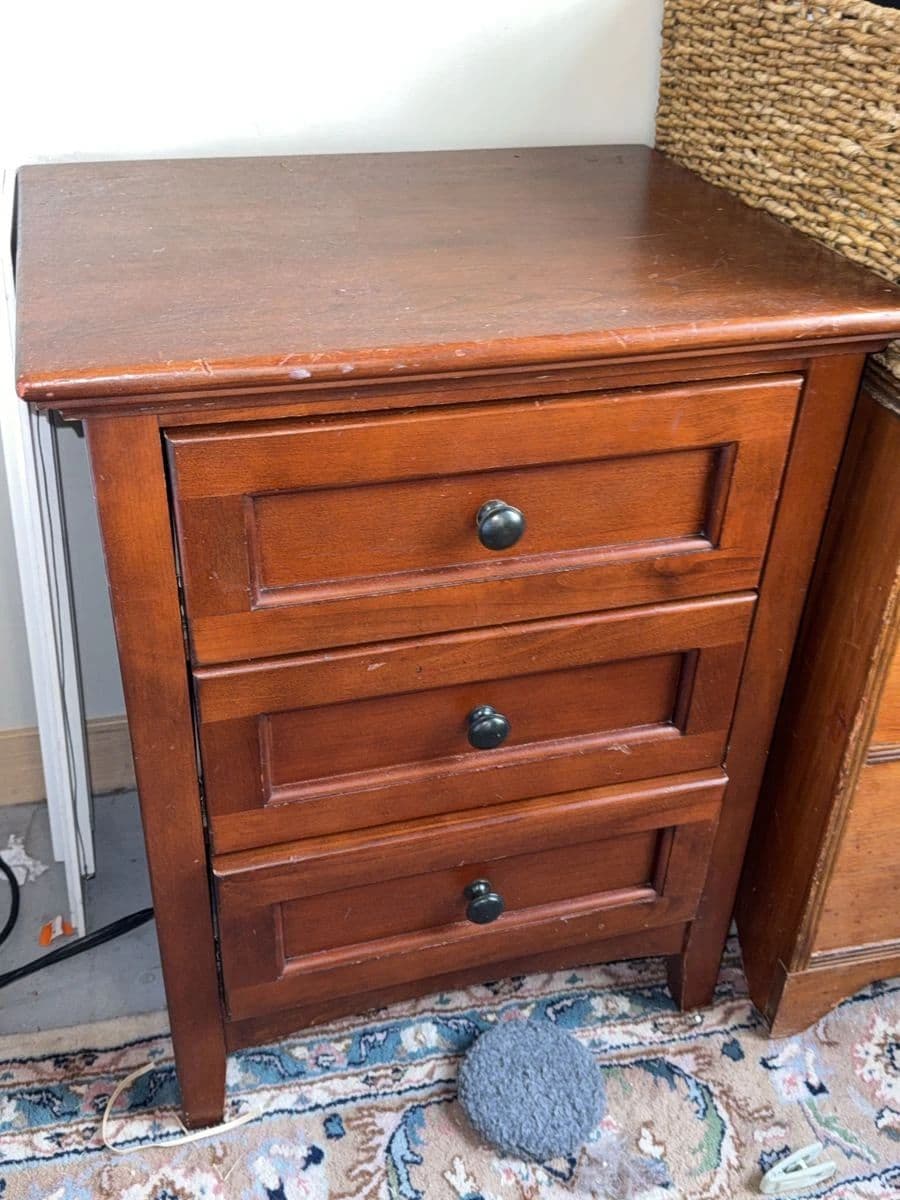 A-Mill Artist Lofts Estate Auction | Roseville Pottery, Sterling Jewelry, Art Supplies & Vintage photo 3