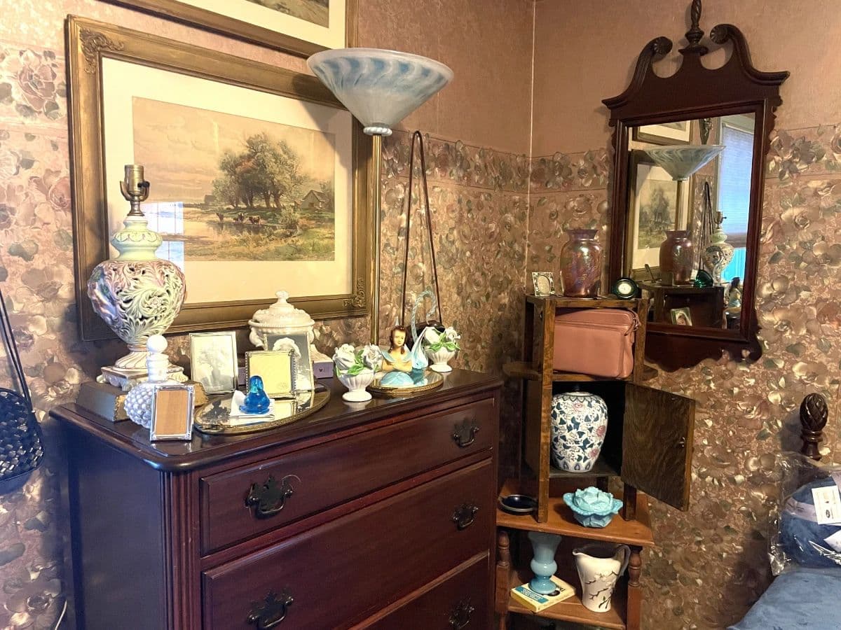 Part 2 Noteworthy Newtown Square Full House Estate Sale! photo 8