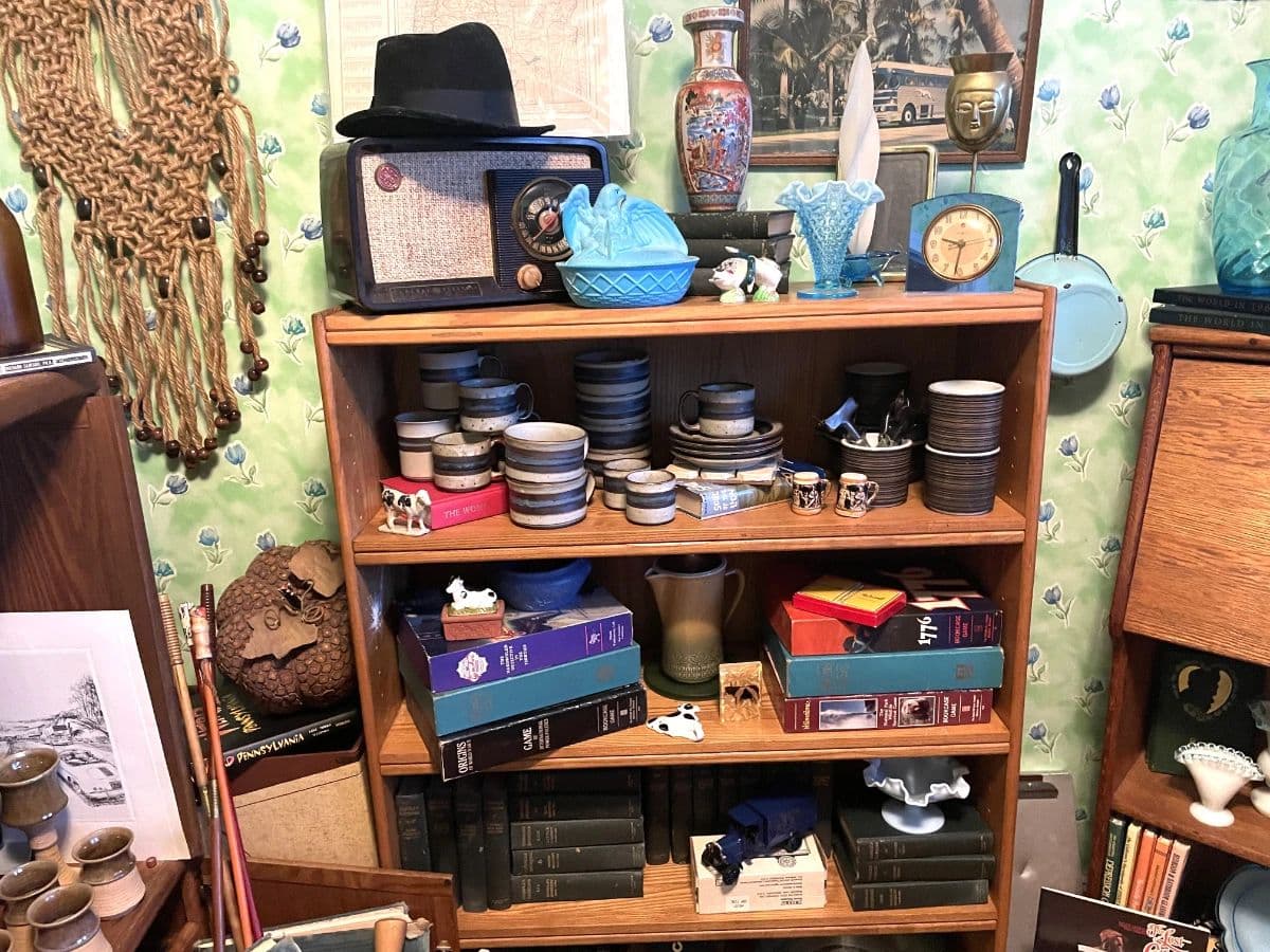 Part 2 Noteworthy Newtown Square Full House Estate Sale! photo 4