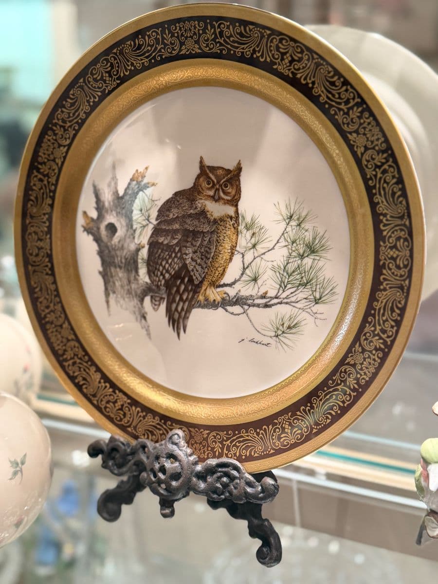 Wonderful Warren, Thomasville, Bernhardt, Orrefors and more! photo 6