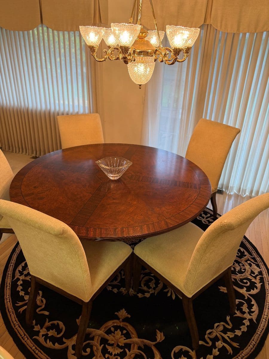 Wonderful Warren, Thomasville, Bernhardt, Orrefors and more! photo 10