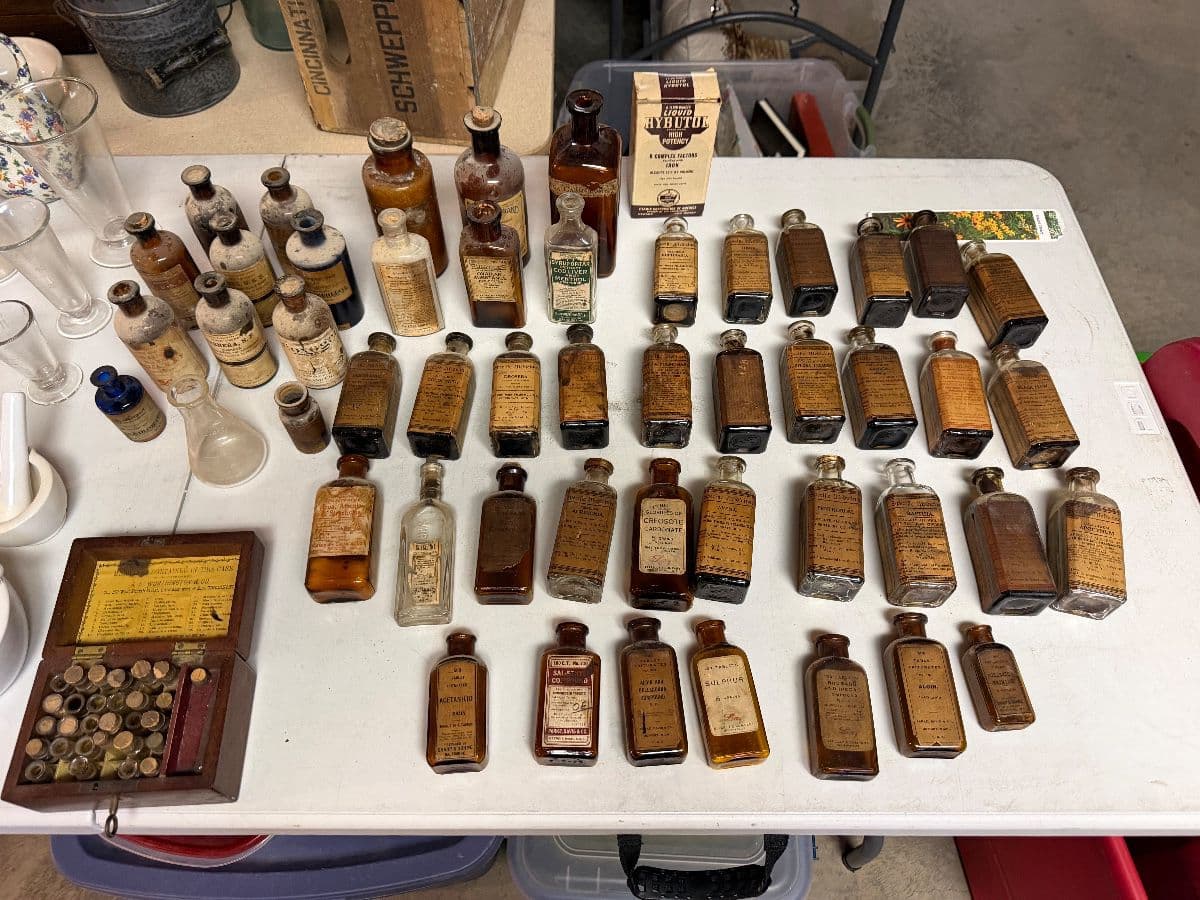 Historic Mariemont Sale full of Antiques Vintage photo 2