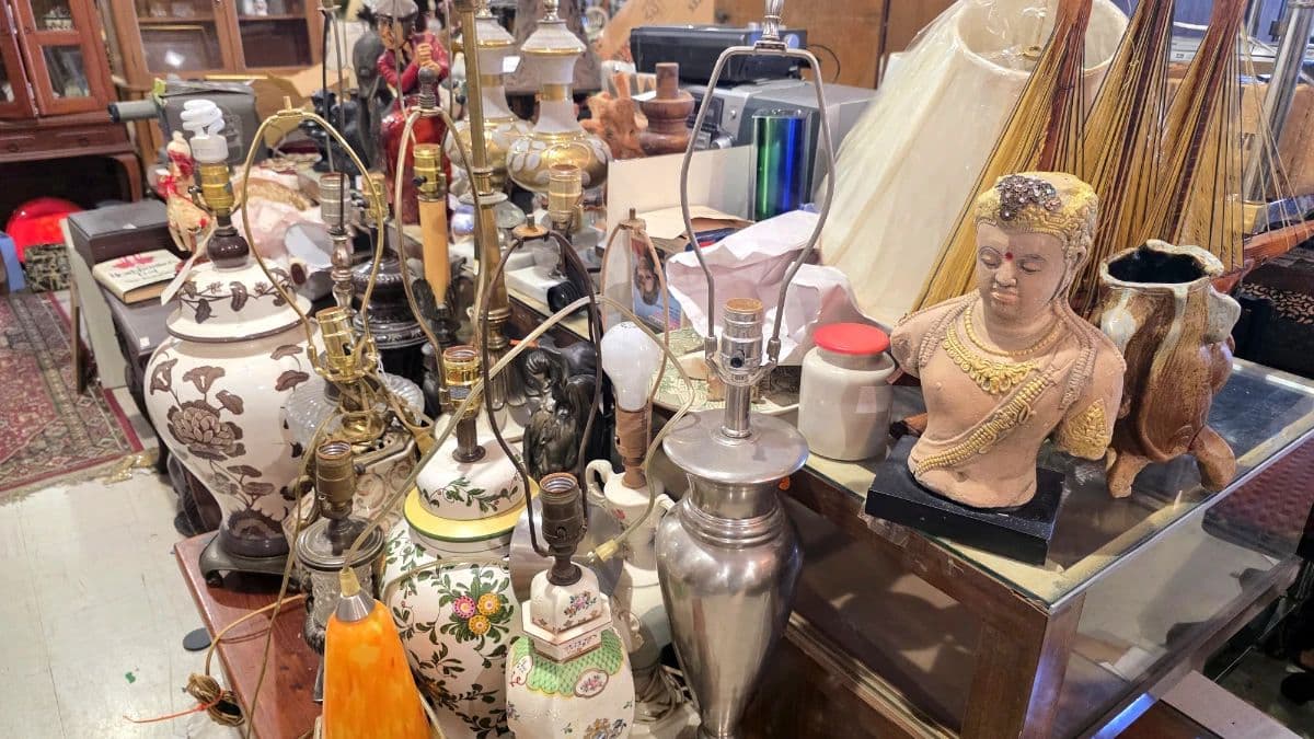 MASSIVE Antique Store Liquidation Live Cash & Carry Sale photo 3