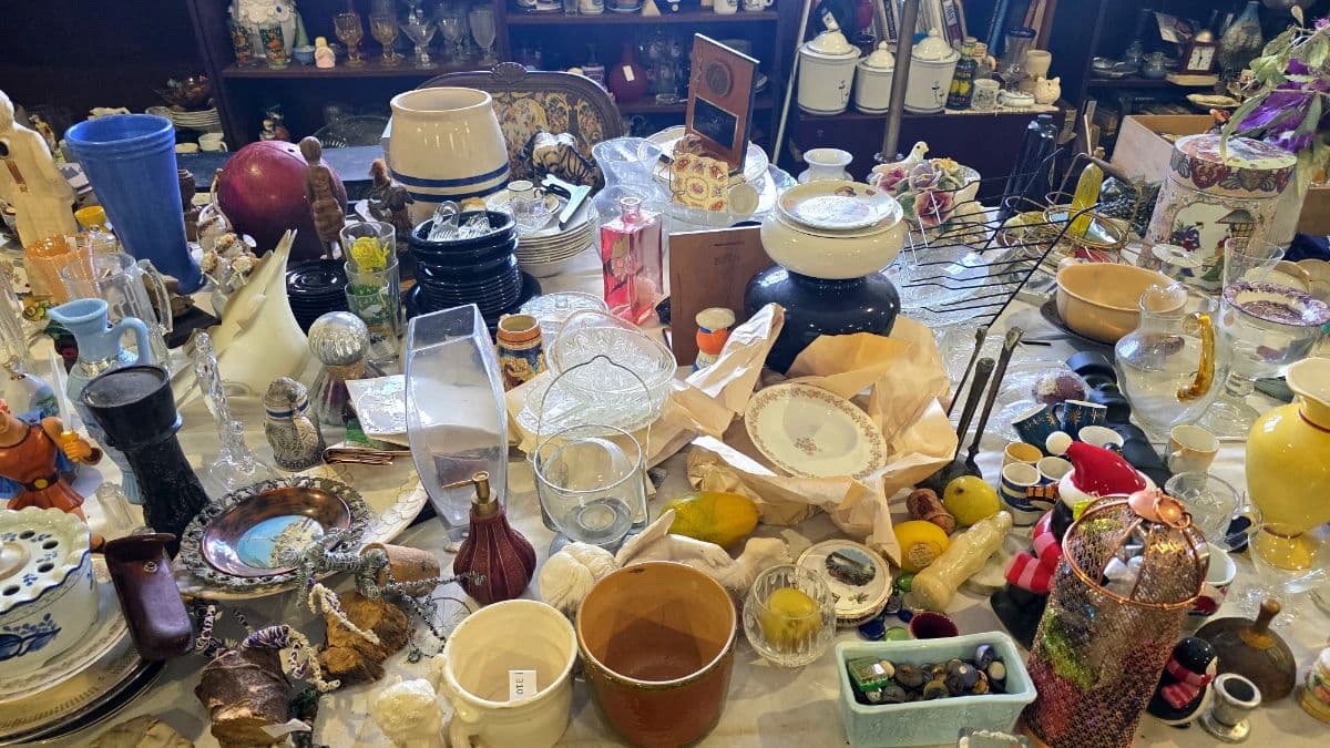MASSIVE Antique Store Liquidation Live Cash & Carry Sale photo 5