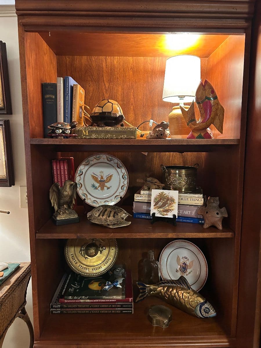 GILDED NEST IN VININGS WITH A STUNNING COLLECTION OF EXCEPTIONAL FINDS! photo 7