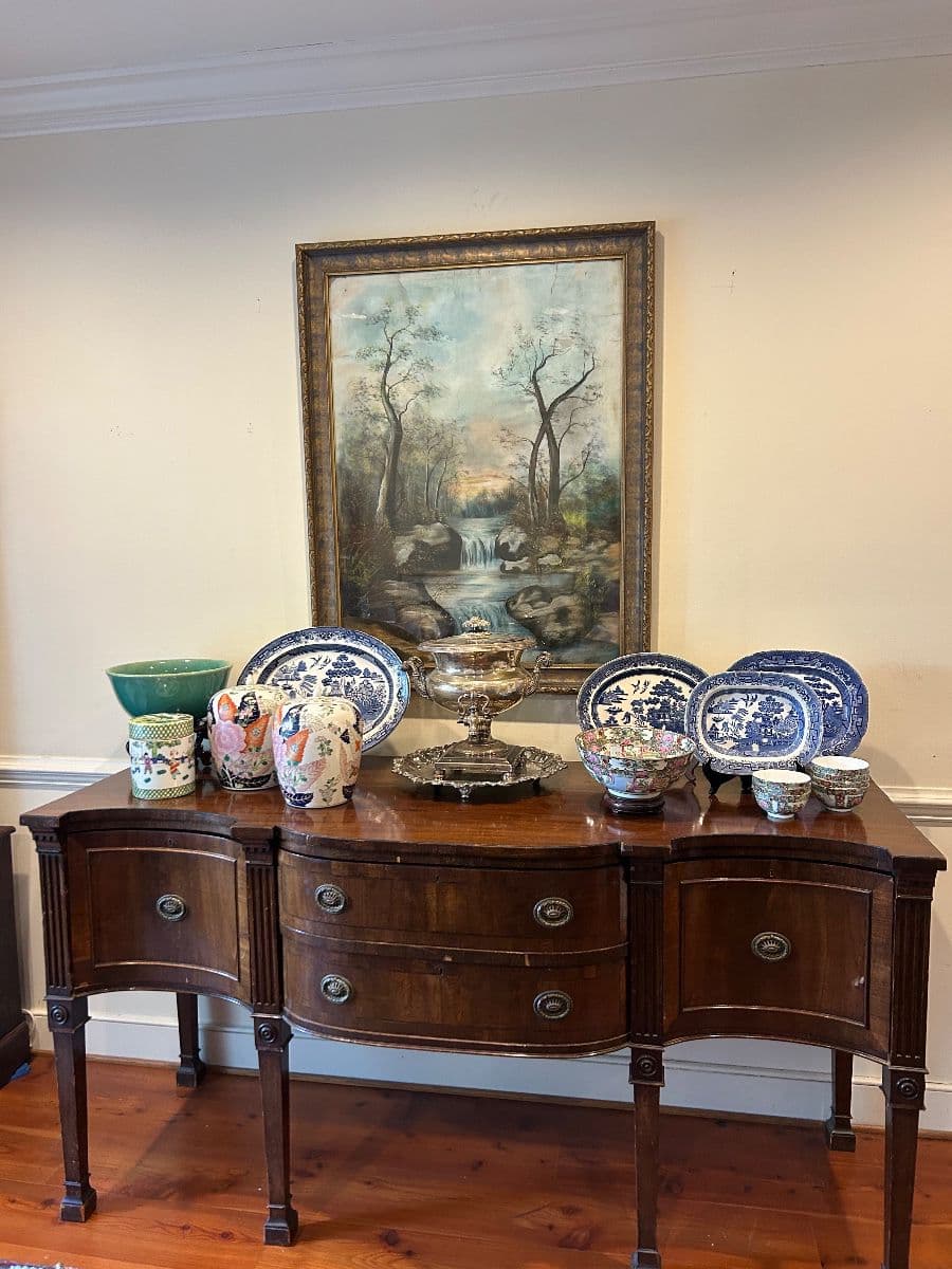 GILDED NEST IN VININGS WITH A STUNNING COLLECTION OF EXCEPTIONAL FINDS! photo 1