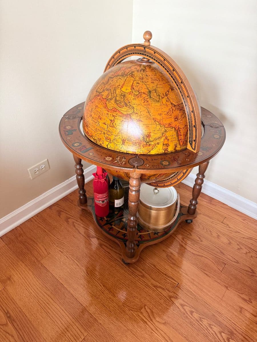 West Ridge Chicago Estate Sale photo 9