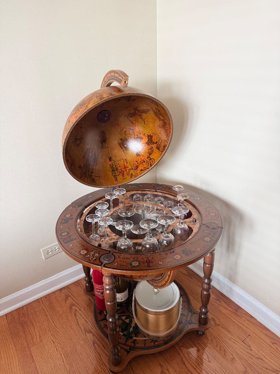 West Ridge Chicago Estate Sale photo 10