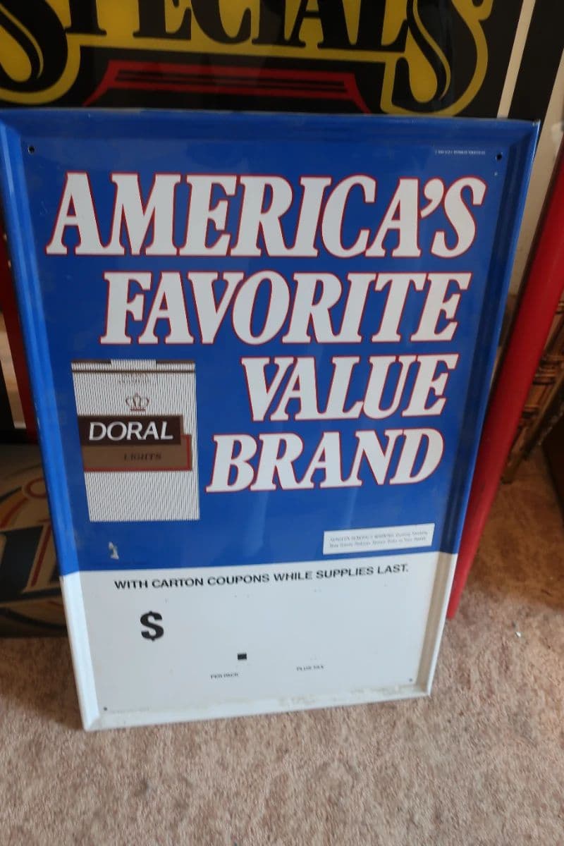 N  &  M  Sales  -Collections of  Brewery  Items,  Records,  more photo 7