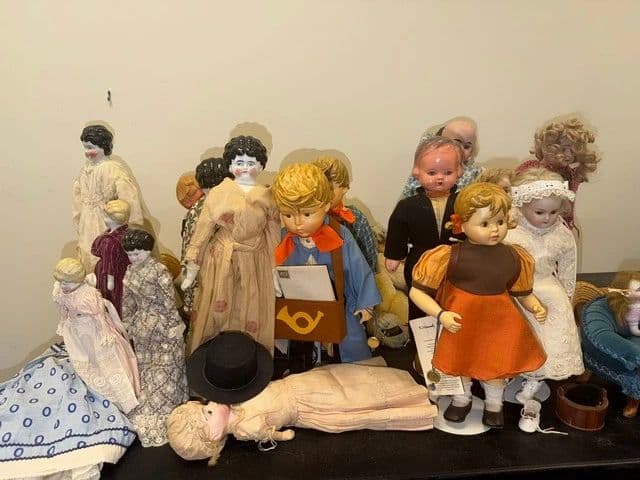 Antiques & Collectibles Auction photo 9