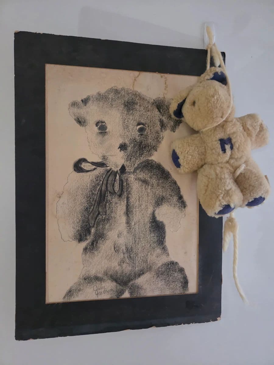 Unusual Uptown Sale photo 9
