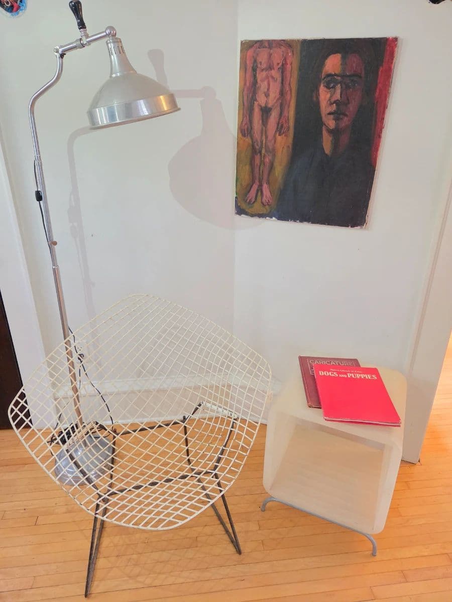 Unusual Uptown Sale photo 5