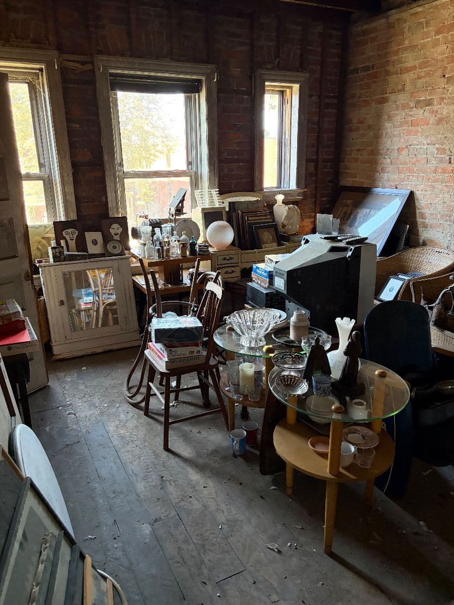 Dig Detroit: Corktown, Uranium glass, Antiques, Signs, Art and more photo 2