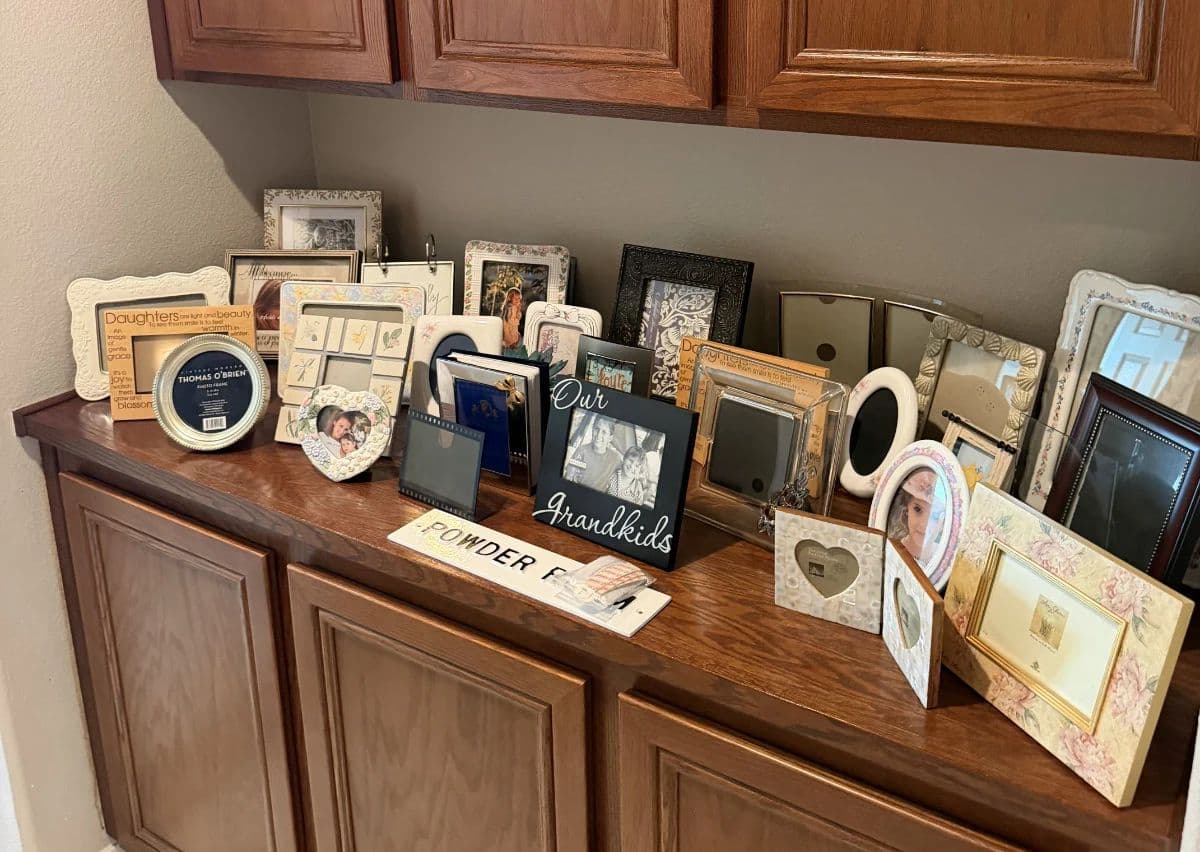 AZ Lee Estate Sales  - Elegant Findings photo 12