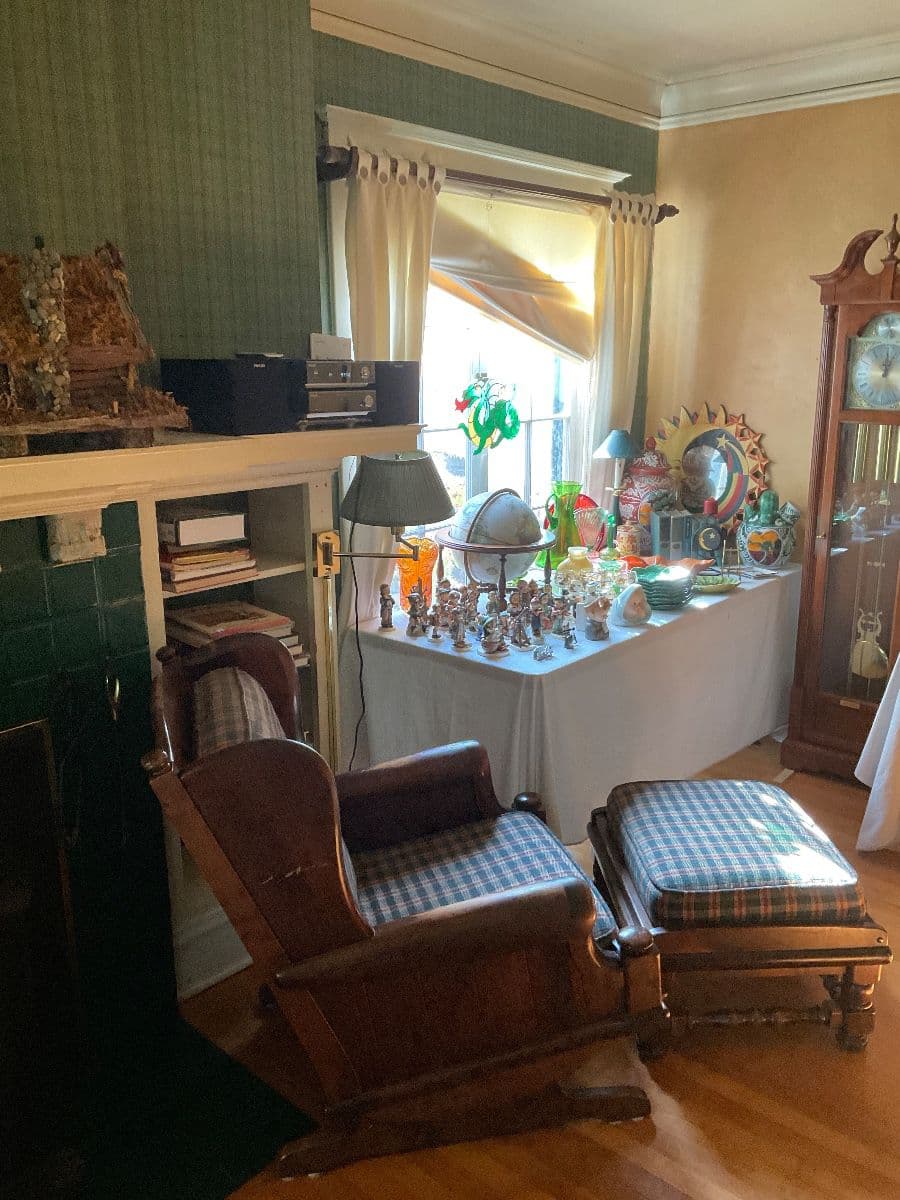Irvington estate sale photo 3