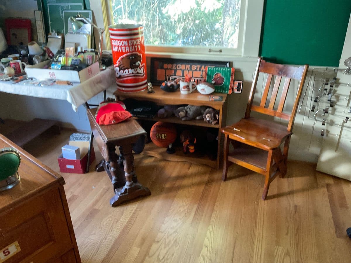 Irvington estate sale photo 12