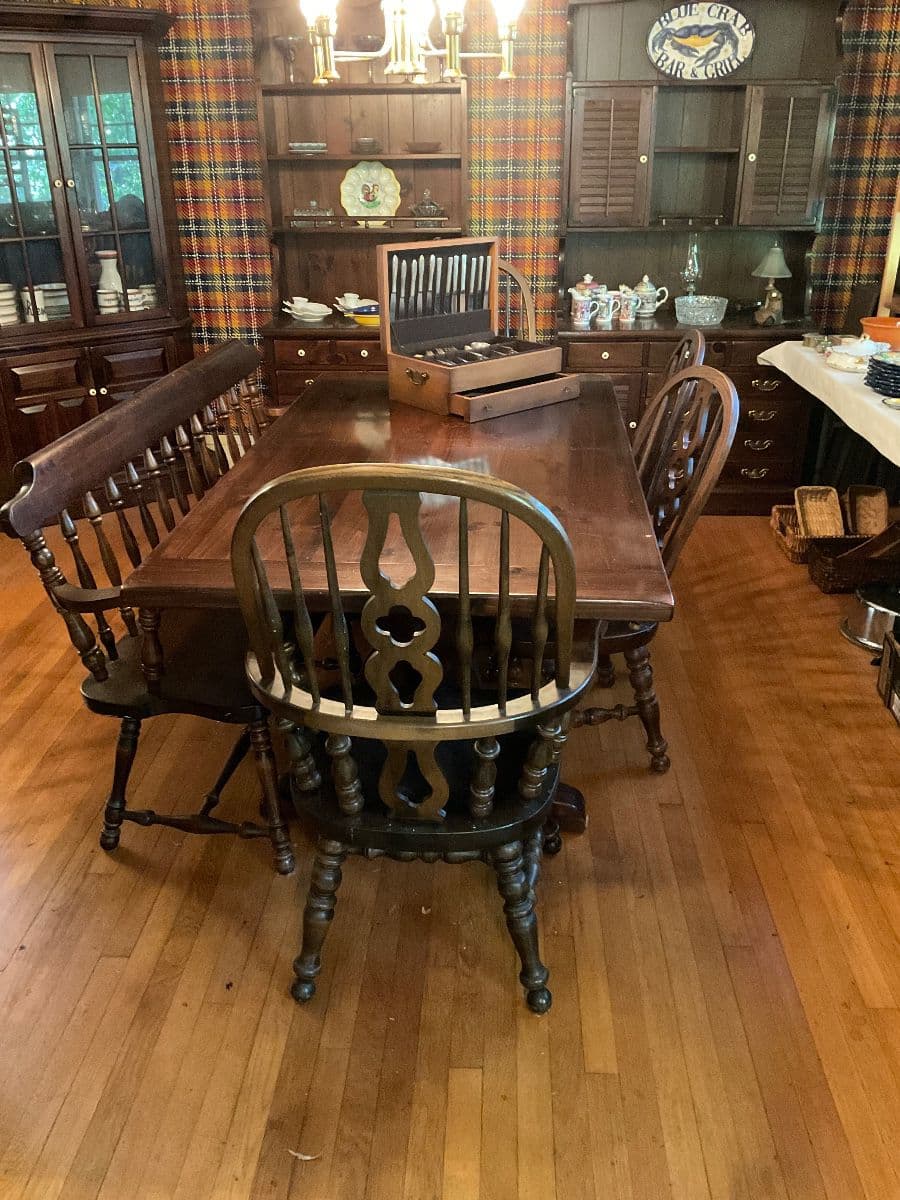 Irvington estate sale photo 6