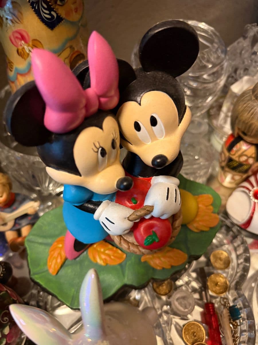 Spectacular Estate Sale Over 20 Thousand items for sale photo 8