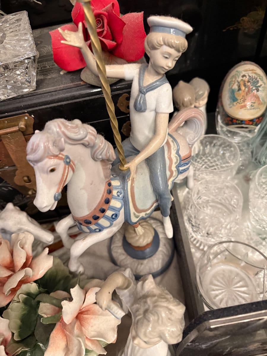 Spectacular Estate Sale Over 20 Thousand items for sale photo 12