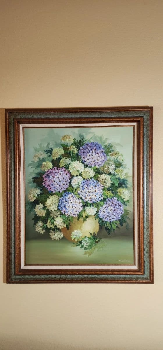 Gated Community home full of elegant home decor & well kept furnishings! photo 10
