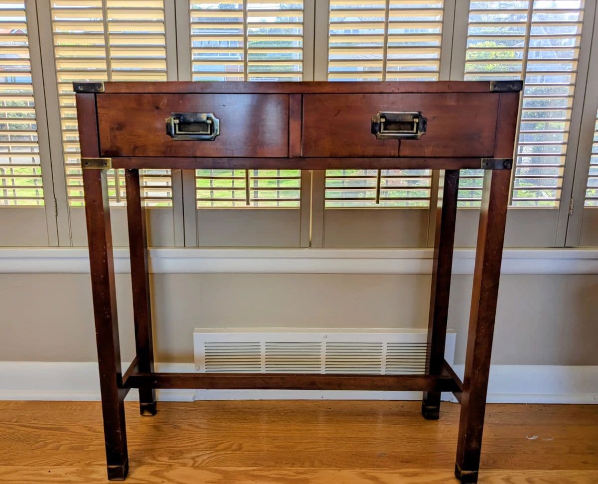 Elegant Living: Luxury Furnishings, Refined Décor & Timeless Treasures photo 9