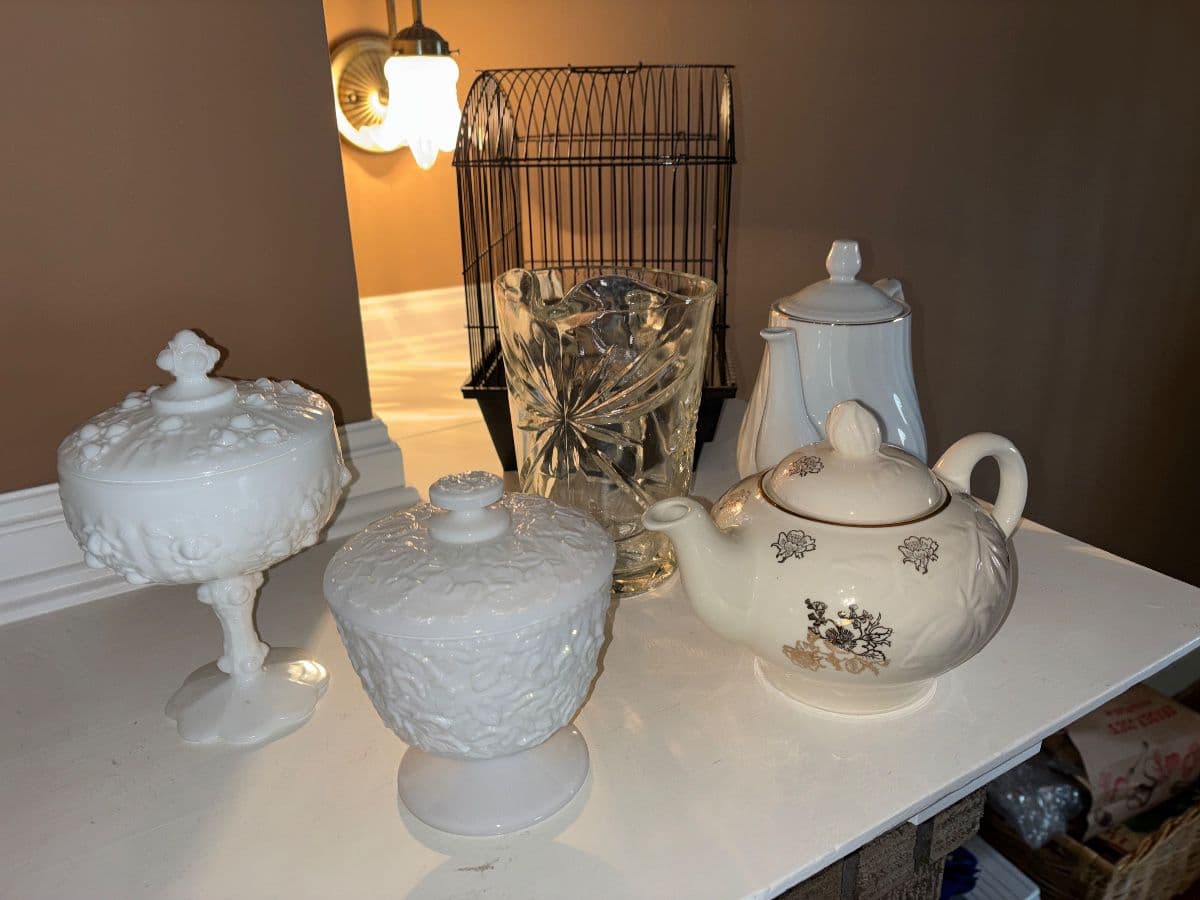 Granny Chic-Cottage Core Estate Sale photo 10