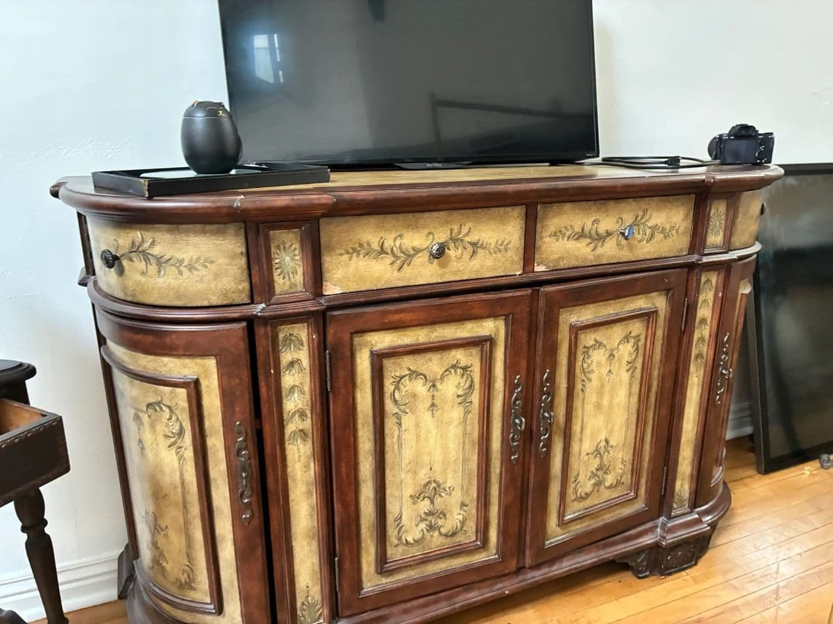 The Curated Downsizing & Antique Event ; 2 Different Sales under one roof photo 11