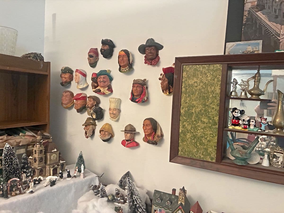 MEGA VINTAGE TIME CAPSULE ESTATE AUCTION photo 7
