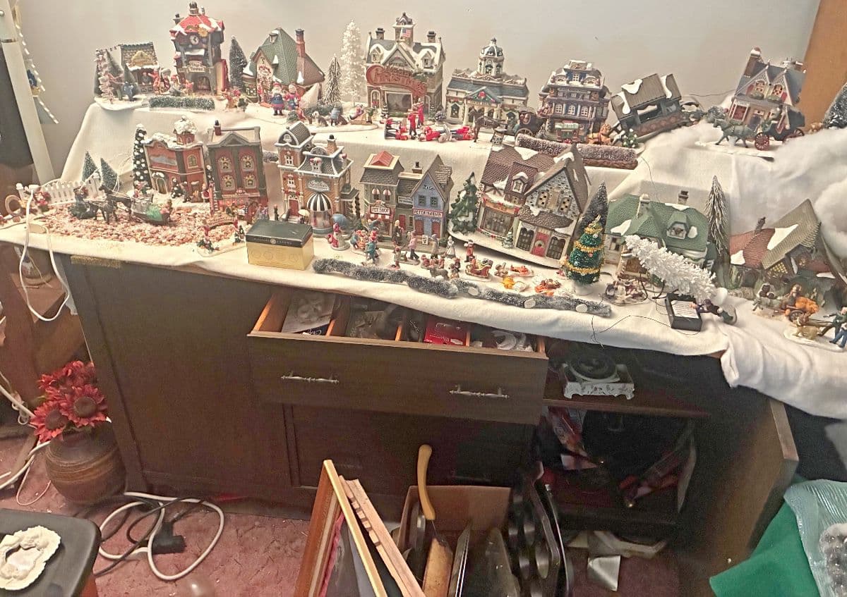 MEGA VINTAGE TIME CAPSULE ESTATE AUCTION photo 10