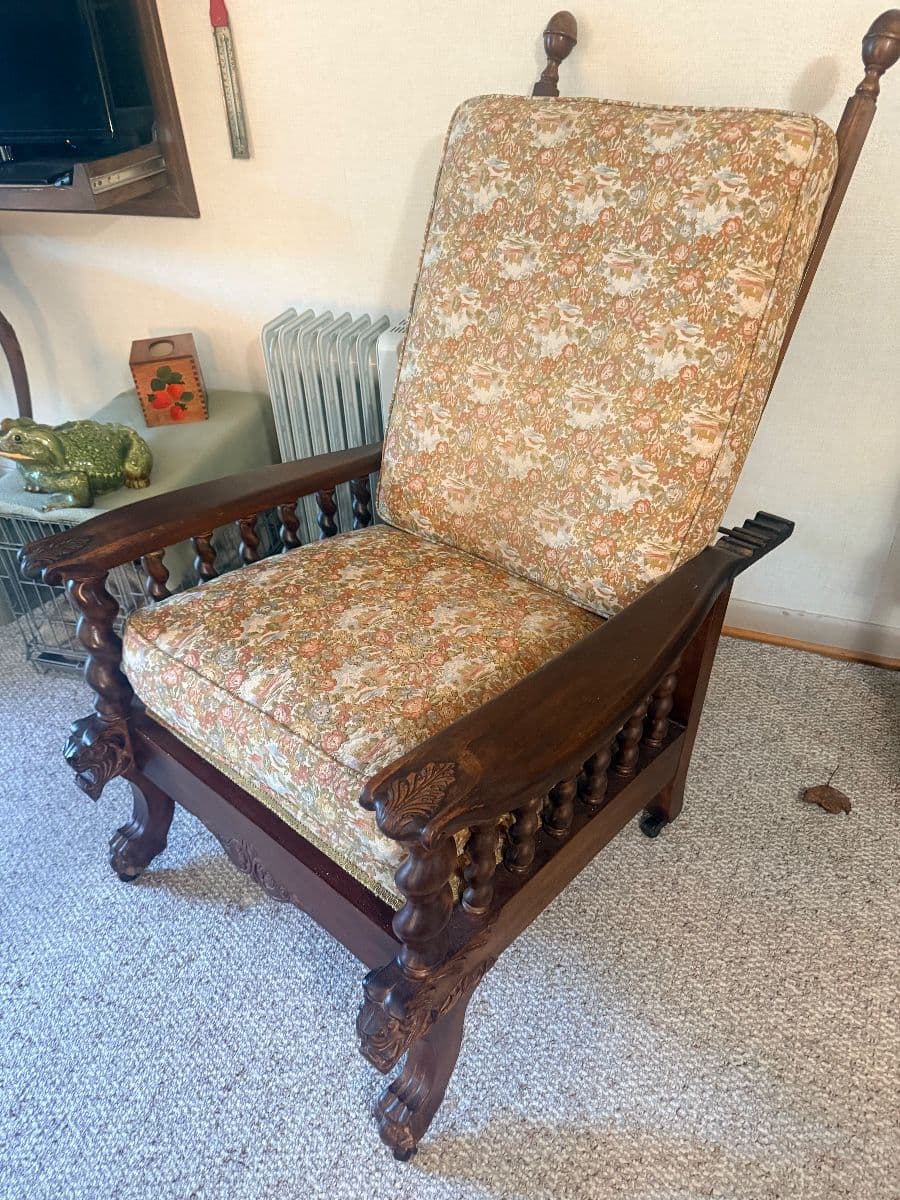 THE HOUSE, THE BARN & THE KITCHEN SINK — LITERALLY! 4 DAY VINTAGE ESTATE SALE IN FAYETTEVILLE photo 9