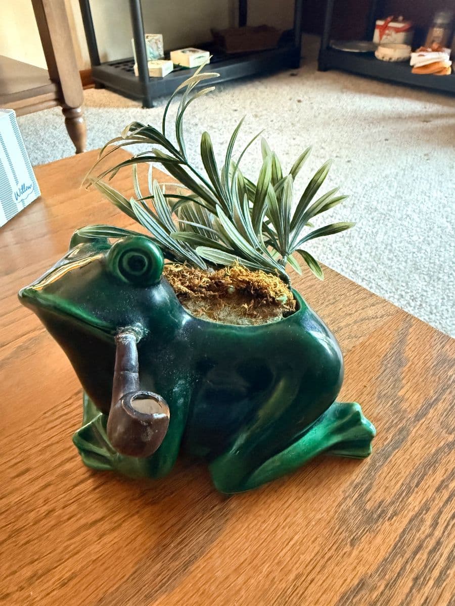 THE HOUSE, THE BARN & THE KITCHEN SINK — LITERALLY! 4 DAY VINTAGE ESTATE SALE IN FAYETTEVILLE photo 3