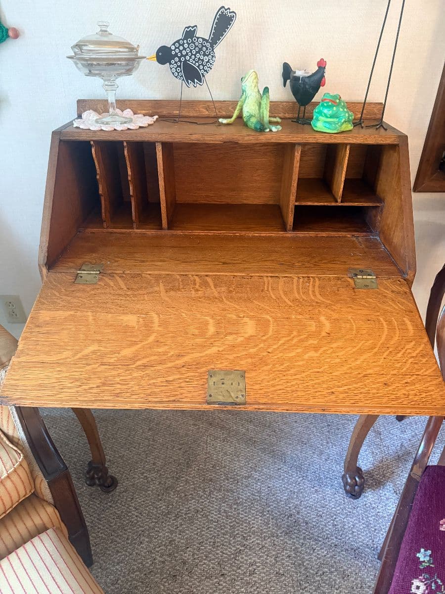 THE HOUSE, THE BARN & THE KITCHEN SINK — LITERALLY! 4 DAY VINTAGE ESTATE SALE IN FAYETTEVILLE photo 5
