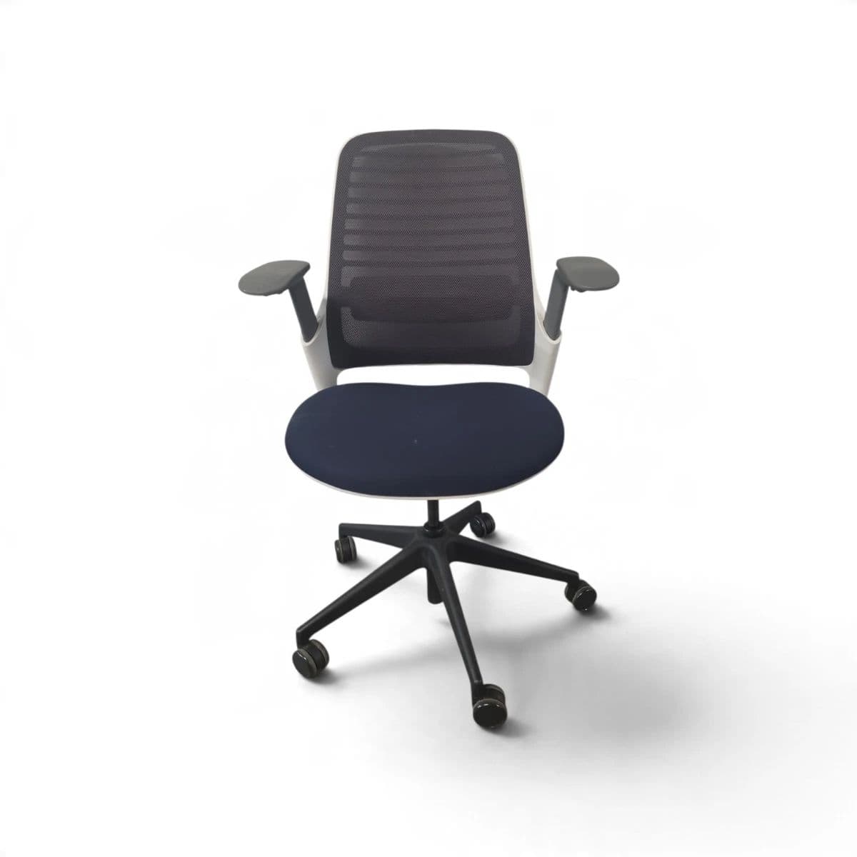 High End Office Furniture Liquidation Herman Miller, Steelcase, Ergonomic Chairs, Sit Stand Desks ++ photo 7