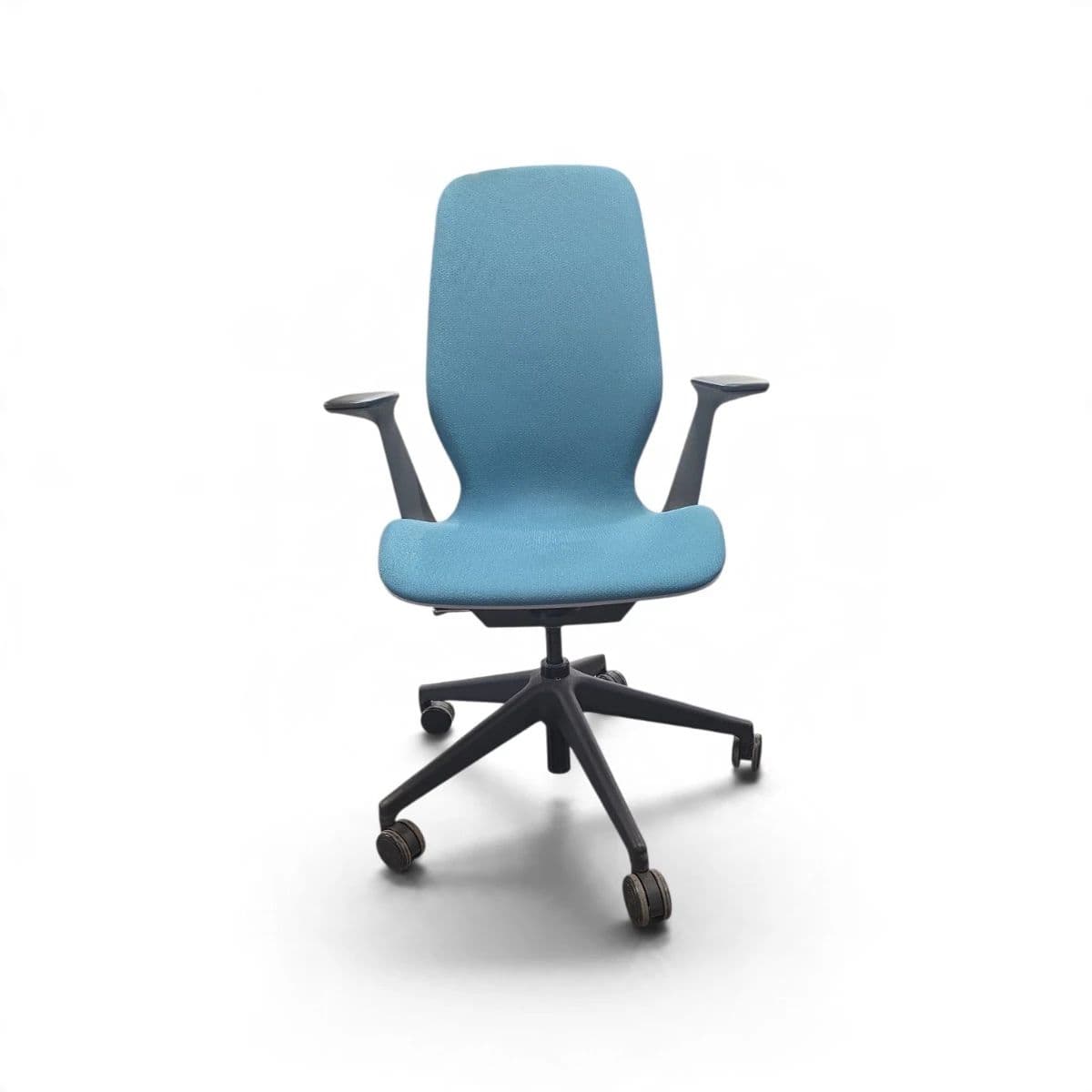 High End Office Furniture Liquidation Herman Miller, Steelcase, Ergonomic Chairs, Sit Stand Desks ++ photo 3