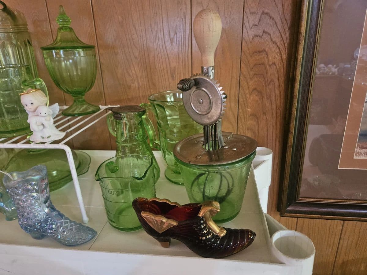 VINTAGE BANGER - a ton of Vaseline Glass, vintage Tonka Toys, Sports Memorabilia, Custom Jewelry photo 8
