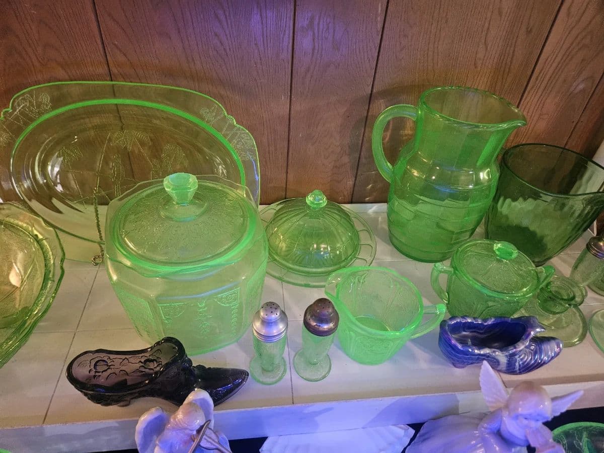 VINTAGE BANGER - a ton of Vaseline Glass, vintage Tonka Toys, Sports Memorabilia, Custom Jewelry photo 2