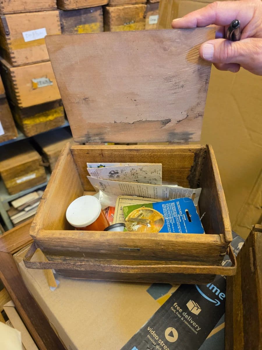 The Musician, Geologist, Archivist & Artisan Collection photo 8