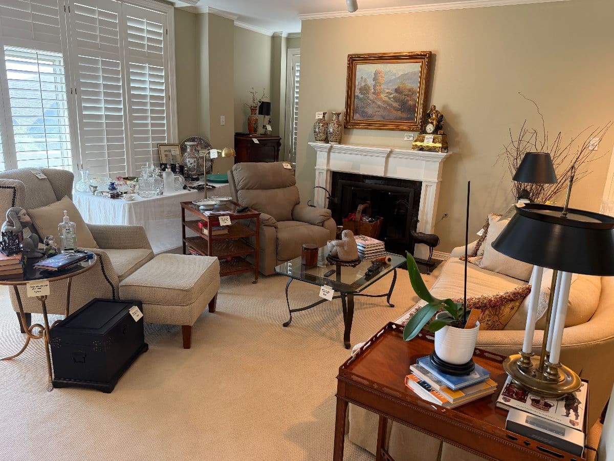 Highland Park High-Rise Estate Sale photo 6