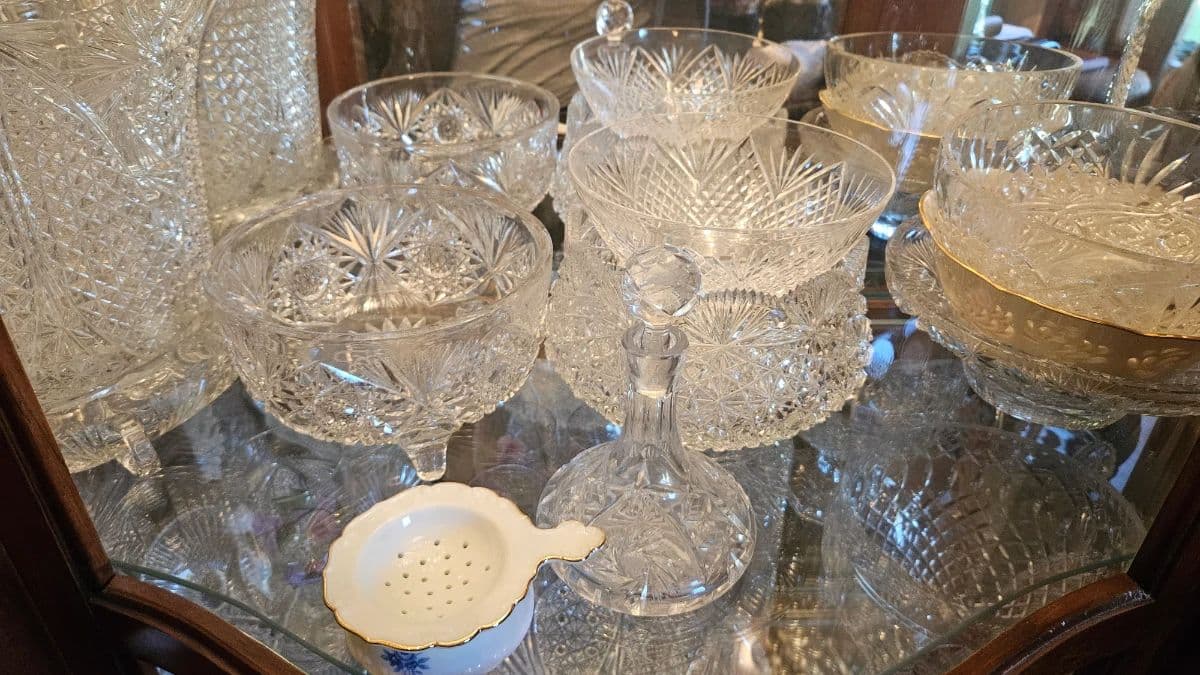 Black Friday Shopping Spree Estate Sale Eastgate OH photo 3