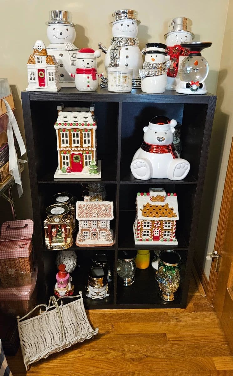 Black Friday Shopping Spree Estate Sale Eastgate OH photo 8