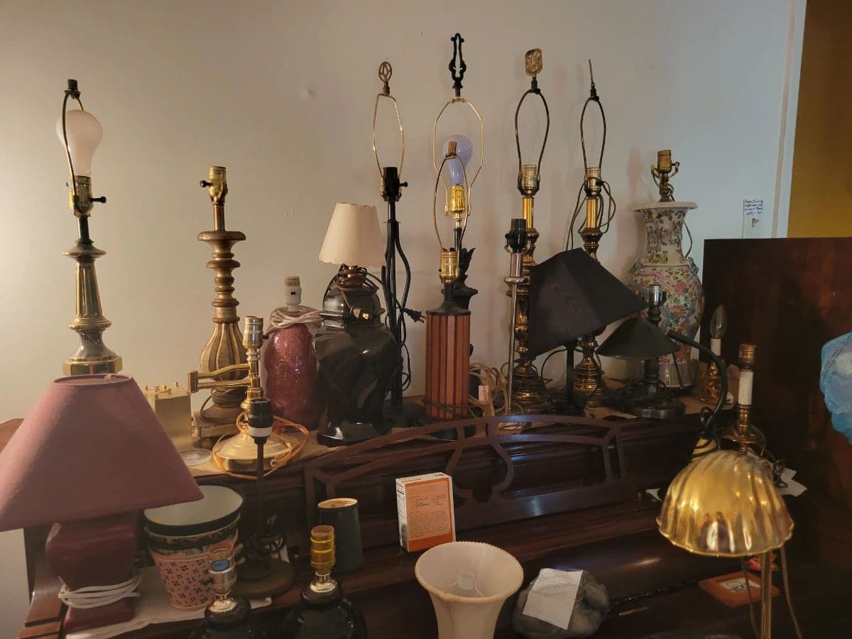 *Blue Moon Sale in Olde Providence* photo 8