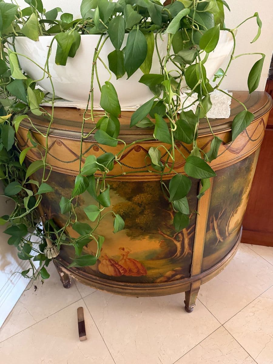 Moving sales photo 9